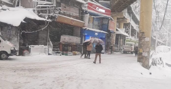 Snowfall in Himachal